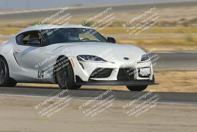 media/Sep-20-2025-Extreme Speed (Sat) [[1fcc23683c]]/Red (Advanced)/Session 1 (Sunset)/